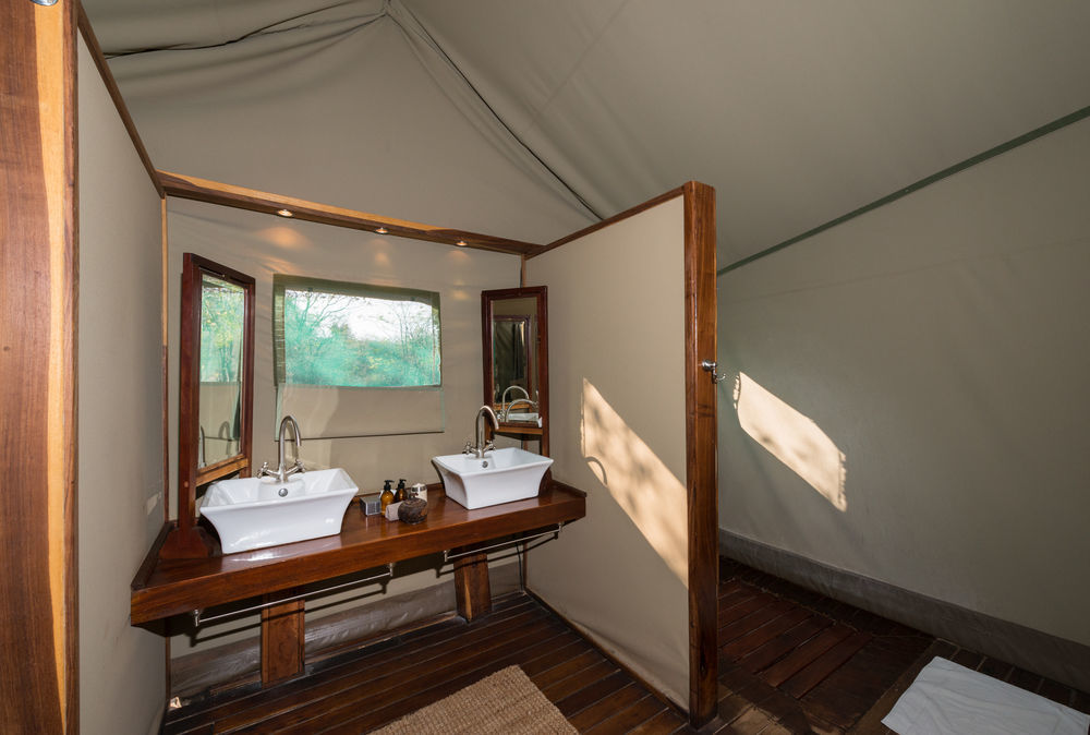Ongava Tented Camp - All-Inclusive أوكاوكويجو المظهر الخارجي الصورة